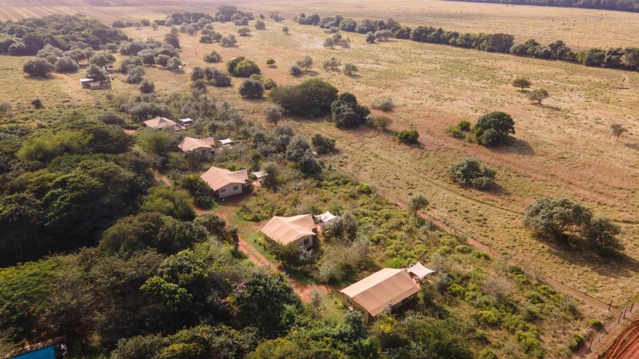 Hluhluwe Bush Camp Hotel Exterior photo