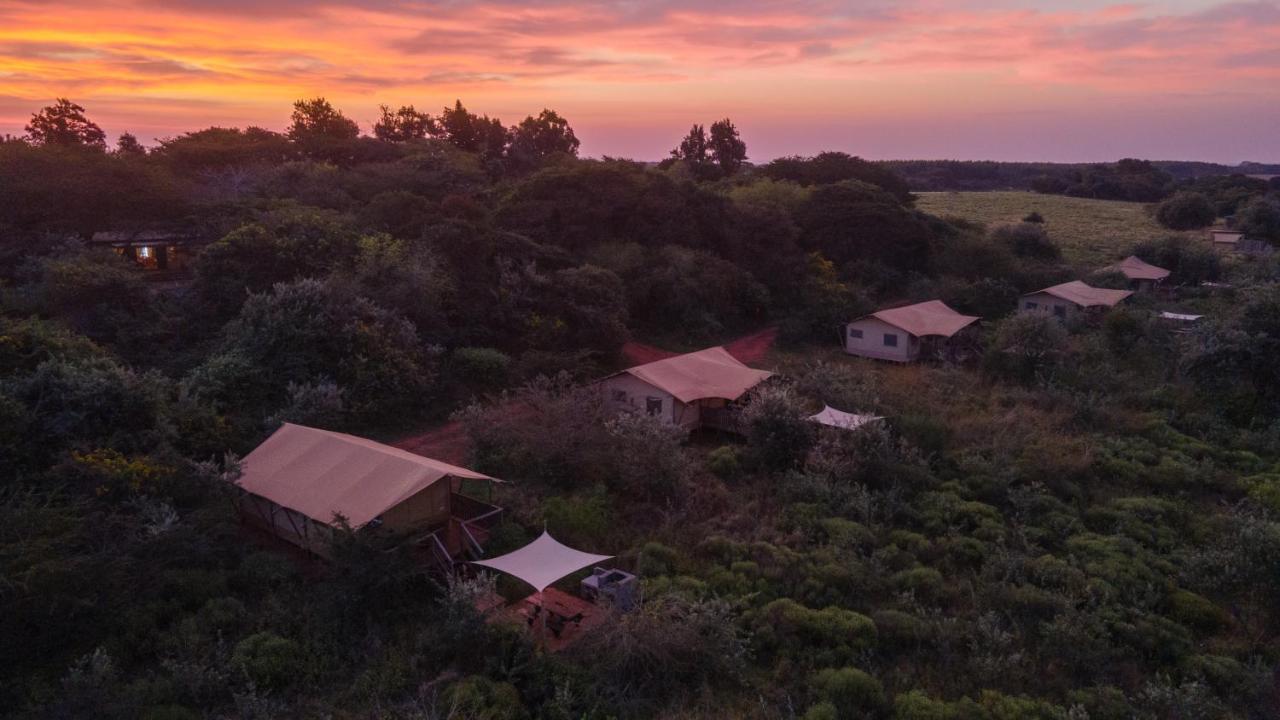 Hluhluwe Bush Camp Hotel Exterior photo